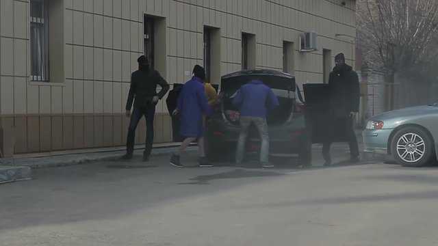 Kidnappers pulled the victim out of the boot