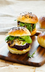 vegeterian burgers with beetroot and cheakpea