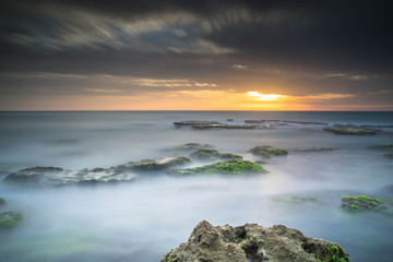 Obraz premium Sea beach with rocks