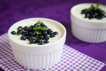 Rice pudding with blueberries