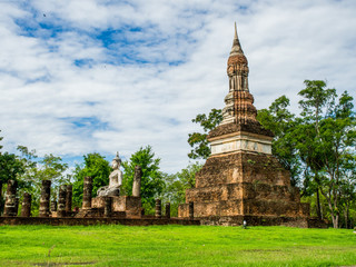 Fototapeta premium Wat Traphang Ngoen, an ancient temple in Sukhothai Historical Park, Sukhothai, Thailand. 