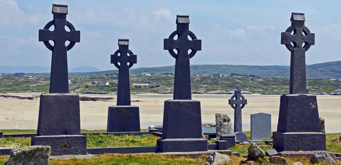 Friedhof auf Omey Island in Irland (Connemara)