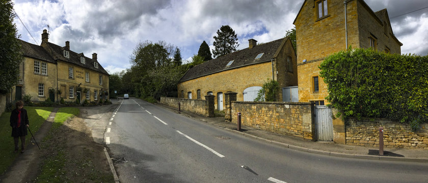 cotswold village