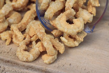 Crispy fried pork skin