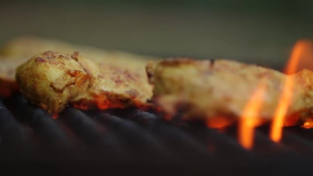 Cooking meat on the barbecue