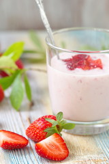 Strawberry yogurt and fresh berries