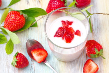 Strawberry yogurt and fresh berries