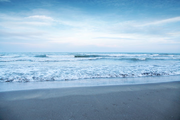 Fototapeta na wymiar sea and beach 