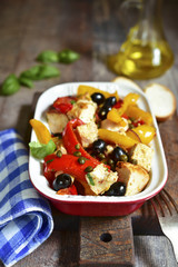 Chicken fillet stewed with bell pepper and capers.