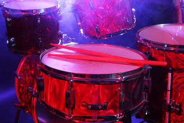 Drums set and sticks, close-up