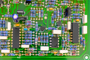 Plate of electronic components