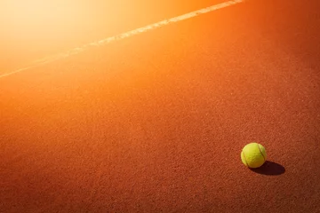 Fotobehang tennis ball next to line © Myst