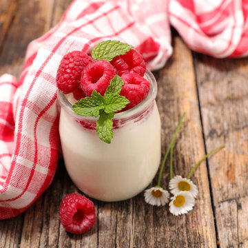 yogurt and berry