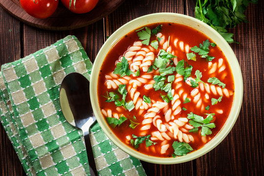 Tomato soup noodles in the bowl