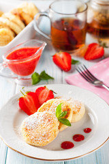 Syrniki, cottage cheese pancakes