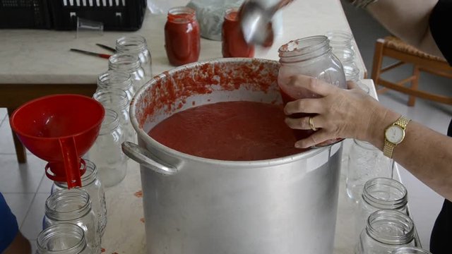 San-Marzano-Tomate Pummarola 'e San Marzano Pomodoro S. Marzano dell'Agro Sarnese-Nocerino Sauce Salsa Tomatensauce Sugo Tomato トマトソース Tomatensaus Cucina italiana 番茄沙司 Sos pomidorowy 