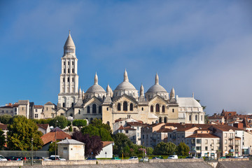 Fototapeta na wymiar Saint Front cathedral in Perigord, France