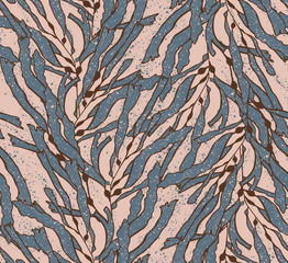 Kelp seaweed blue textured on sand © Zebra Finch