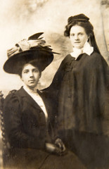 Beautiful english women vintage portrait 1910th