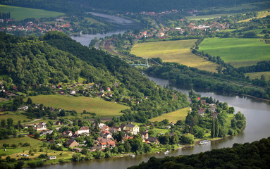 Fototapeta na wymiar View from Skalky over Labe river