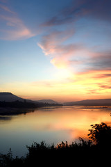Obraz premium Good Morning Mae Khong river, border of Thailand and Laos, Twilight sky background.