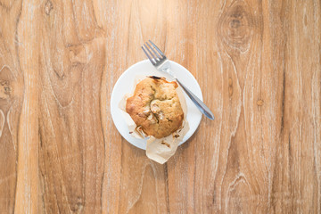 muffins on old wooden background : Top view