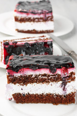 Blueberry pie with yoghurt