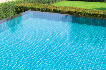 Swimming pool and a garden on the side