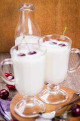 yogurt with cherry