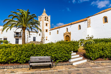 Catedral Santa Maria de Betancuria - Fuerteventura © zm_photo