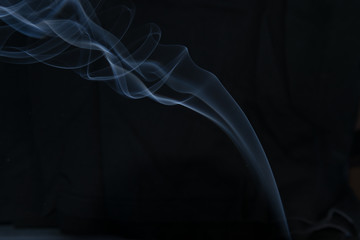 smoke cigarette