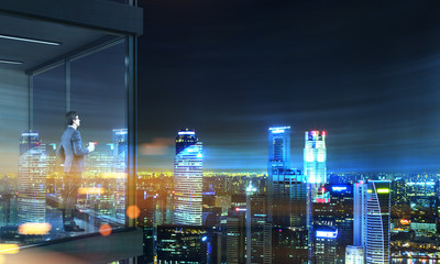 Obraz premium Businessman on panoramic balcony side