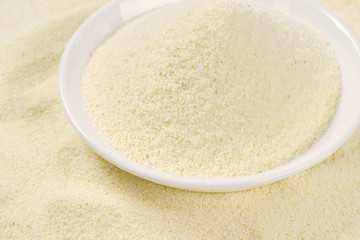 white hominy grits