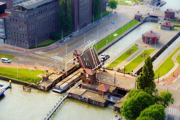 geöffnete Zugbrücke; Rotterdam, Holland