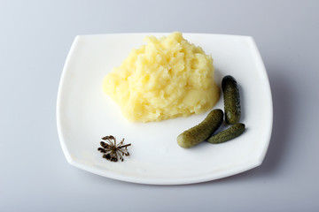 mashed potatoes and pickles