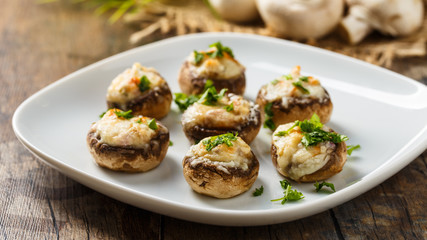gefüllte Champignons - stuffed mushrooms