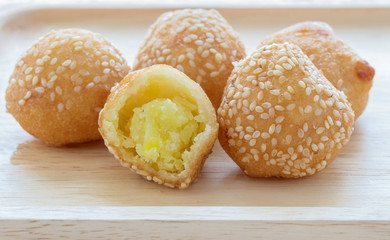 Candy Akehgss ,thai dessert