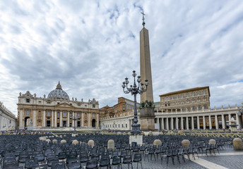 Fototapeta na wymiar Saint Peter's Square in Vatican