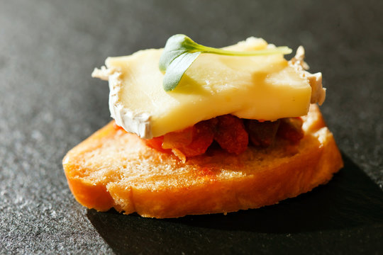 canape with cheese