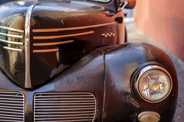 Old brown American car