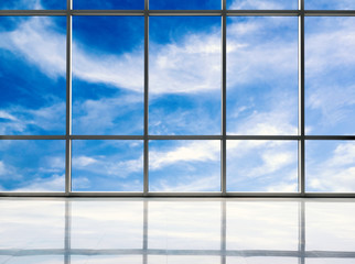 Fototapeta na wymiar blank studio with blue sky background