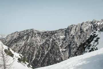 Fototapeta na wymiar Challenging Mannlgrat in wintertime