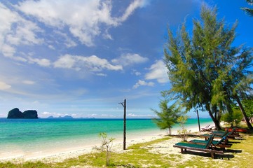  the paradise island in trang thailand