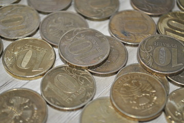 Десятирублевые монеты