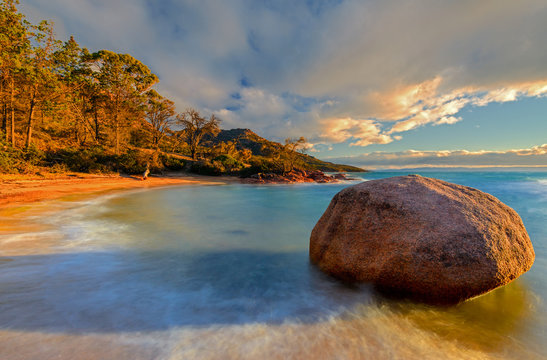 Lonely Boulder. Honeymoon Bay, Freycinet Peninsula, Tasmania
