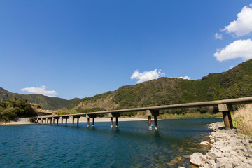 高知県四万十市　三里沈下橋