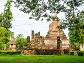 Fototapeta na wymiar An ancient sandstone pagoda in Chana Songkhram Temple, Sukhothai Historical Park, Sukhothai, Thailand
