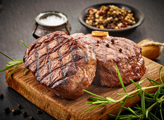 Fototapeta grilled beef steaks obraz
