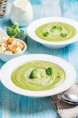 Broccoli cream soup