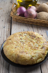 Tortila de patatas (typical food spain)